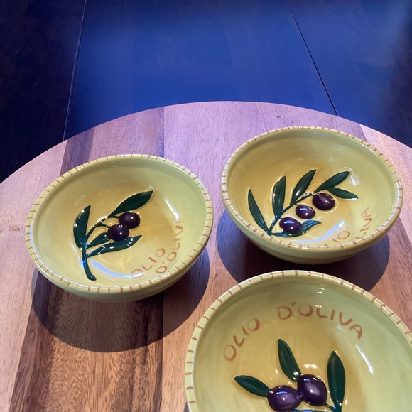 Williams-Sonoma Provencal Olio D'Oliva Embossed Olive Design Dipping Bowls (3) - Picture 3 of 5
